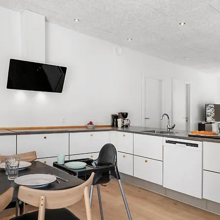 Beautiful In With Sauna 度假居